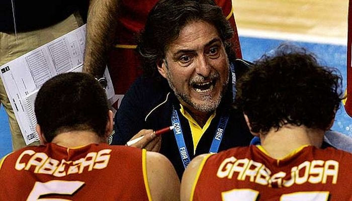 Πέπου Ερνάντεθ στο Contra.gr: “Η Ισπανία είναι φαβορί αλλά στηρίζεται σε 7 παίκτες”