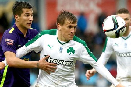 Καρανίκας (σε δεύτερο πλάνο) για τον Παναθηναϊκό