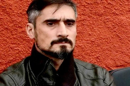 Ο Λυμπερόπουλος τον κάνει ποδοσφαιρική ομάδα