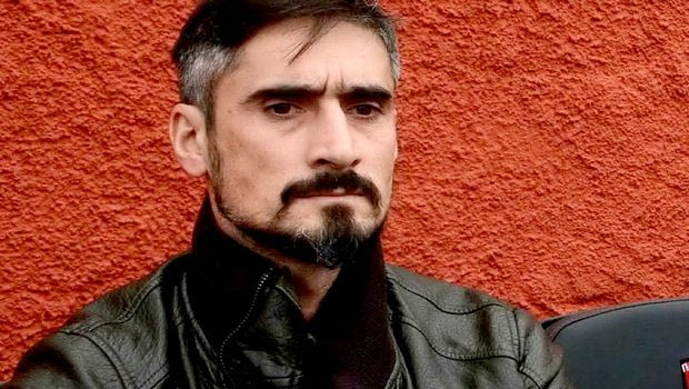 Ο Λυμπερόπουλος τον κάνει ποδοσφαιρική ομάδα