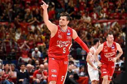 Τζεντίλε και επίσημα για έξι μήνες!