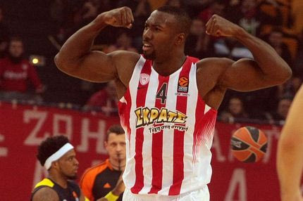 Ο Ολυμπιακός συντρίβει τις δικαιολογίες