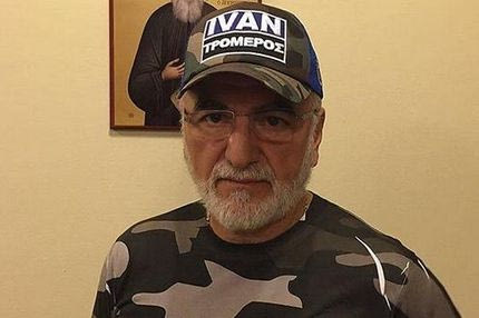 Η μπουτίκ του ΠΑΟΚ πουλάει καπέλα του Σαββίδη!