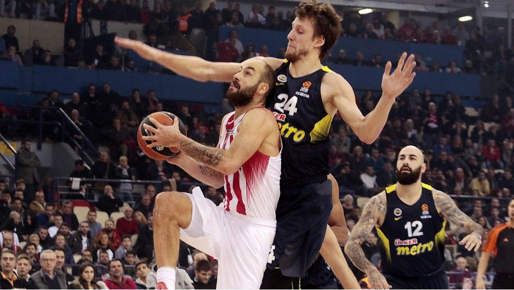 Ο Άγιος Βασίλης Σπανούλης έκανε δώρο τη νίκη επί της Φενέρμπαχτσε