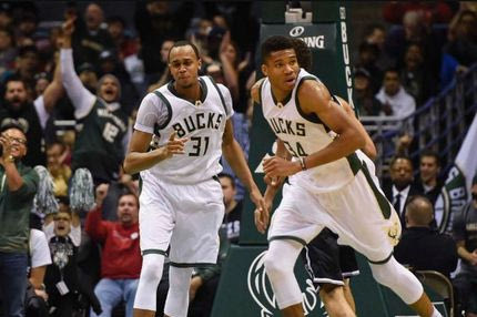 O Giannis οδηγεί τους Bucks στα playoffs