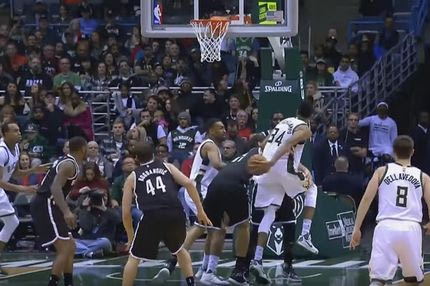 Top 10 με μαγική ασίστ του Giannis