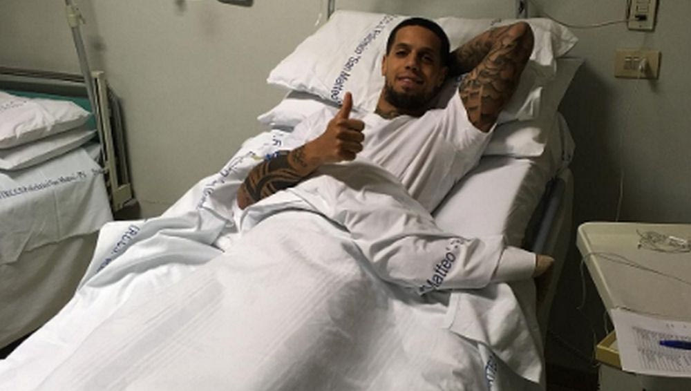 Σκέφτεται τον Ολυμπιακό και στο νοσοκομείο ο Χάκετ