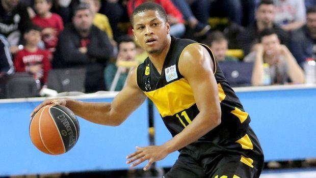 Λίγα χωρίζουν Ολυμπιακό και Καντού για Ουότερς