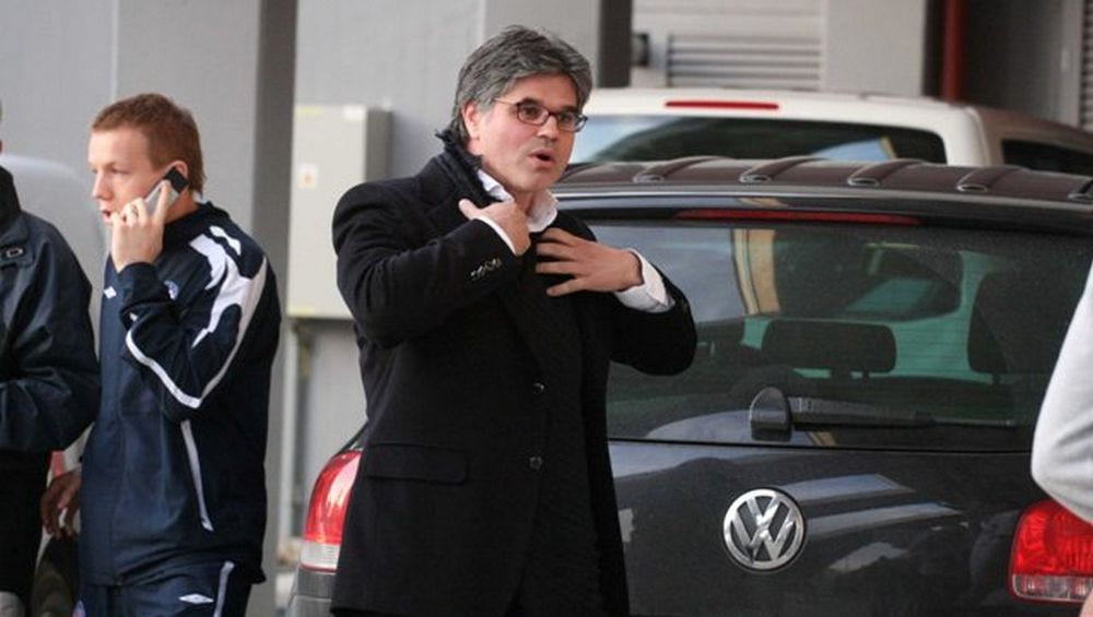 Στην Αθήνα ο Ασάνοβιτς, μιλάει με τον Παναγόπουλο