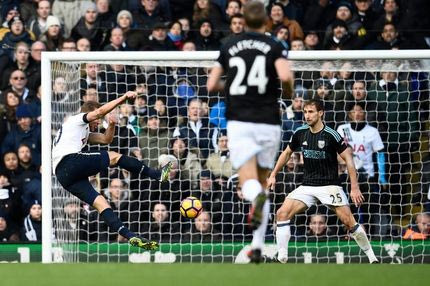 Τρομερός Κέιν, Τότεναμ για μεγάλα πράγματα