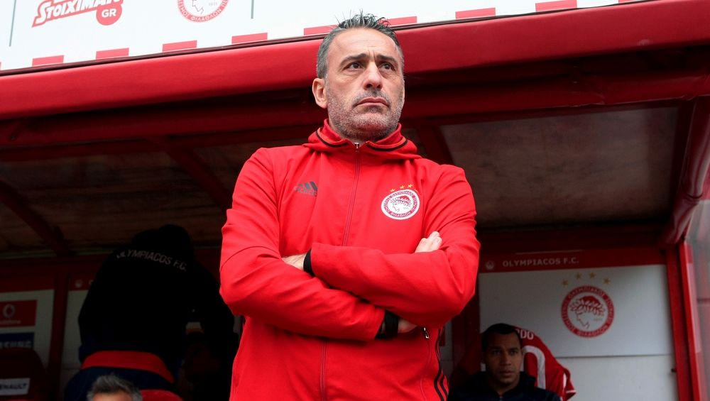 Να “σκουπίσουν” τον Μπέντο, καλό θα του κάνουν!