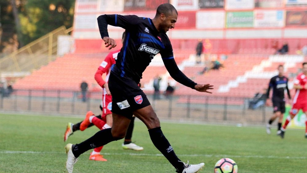 Ο Ενγκόνγκ και μόνο αυτός αποφασίζει