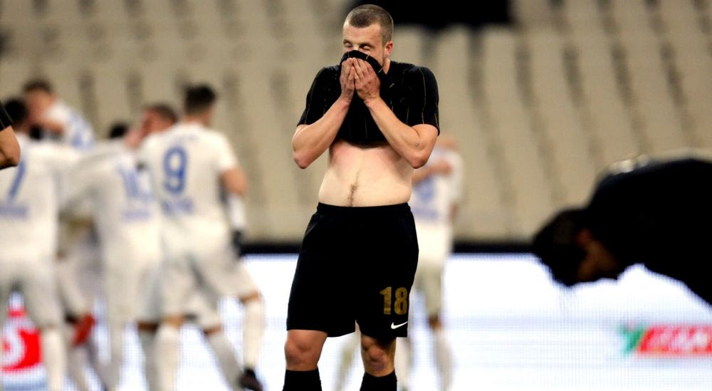 Η ίωση άφησε εκτός τον Γιόχανσον