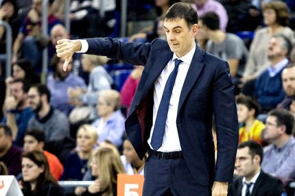 Η ισπανική Μπαρτσελόνα έγινε… ελβετικό τυρί