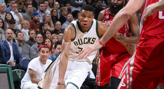 Νέα 30άρα ο Αντετοκούνμπο και θρίαμβος των Μπακς επί των Ρόκετς