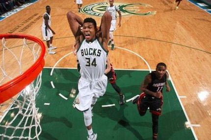 Με Γιάννη νίκησαν το Μαϊάμι οι Μπακς!