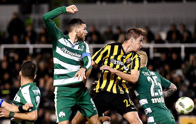 ΑΕΚ χωρίς προπονητή, παίκτες χωρίς φιλότιμο