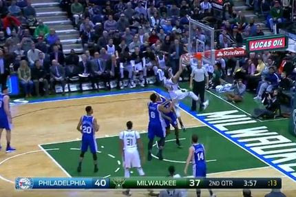 O ιπτάμενος Αντετοκούνμπο στο Top-10 της βραδιάς!