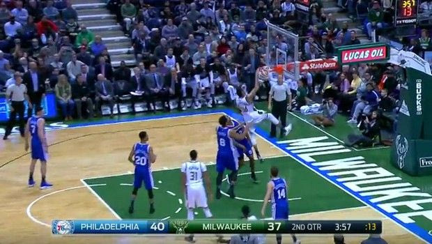 O ιπτάμενος Αντετοκούνμπο στο Top-10 της βραδιάς!