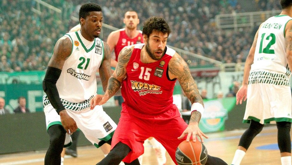 Μπλάκ-άουτ ο Ολυμπιακός: 2 πόντους σε 8,5 λεπτά!