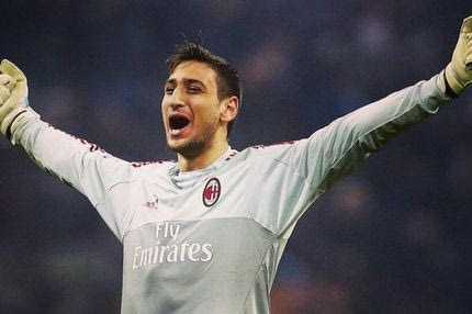 Ο Ραϊόλα “απειλεί” τους οπαδούς της Μίλαν για… Ντοναρούμα!