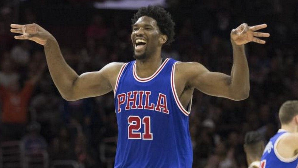 Ο Εμπίντ δεν συμπαθεί καθόλου τον Τραμπ και τον κορόιδεψε ξανά!