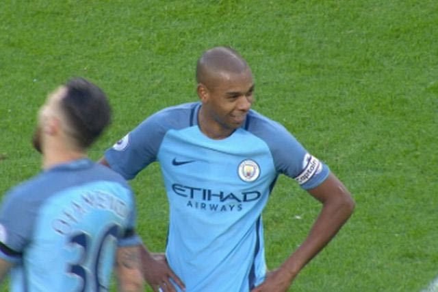 Πώς πας έτσι, Φερναντίνιο;