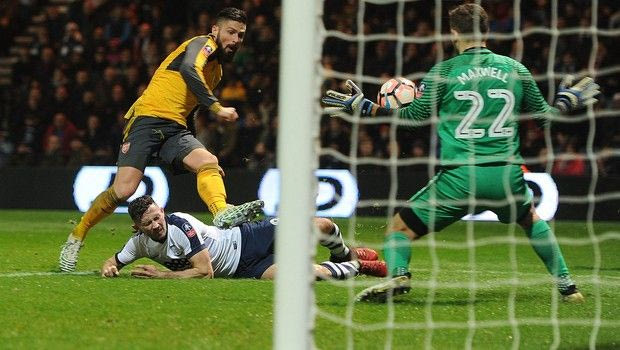 “Καθάρισαν” Ζιρού και Λούκας Πέρεθ για Βενγκέρ