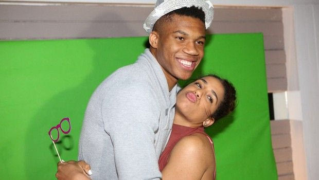 Η Πρωτοχρονιά του ερωτευμένου Αντετοκούνμπο