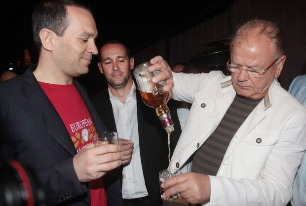 Ο Ολυμπιακός είχε γιορτάσει την κούπα του 2012 στο κλαμπ που αιματοκυλίστηκε