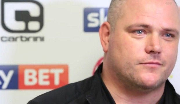 Οπαδοί πλήρωσαν πρόστιμο για τον προπονητή της ομάδας τους