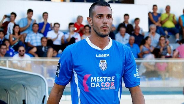 Επική selfie Καραμάνου με τον… μπρούτζινο Κριστιάνο!