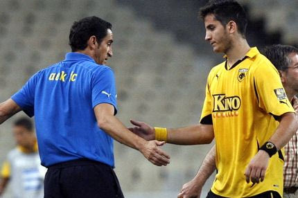 Όταν ο Μανωλάς στήριζε με αγκαλιές τον Χιμένεθ