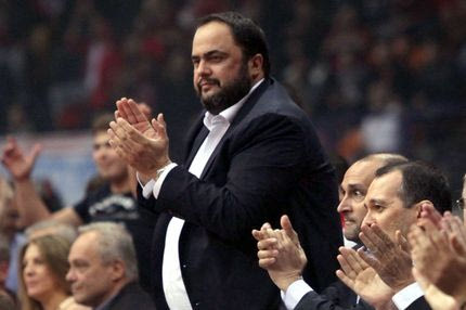 Στο ΣΕΦ ο Μαρινάκης παρέα με τον γιο του