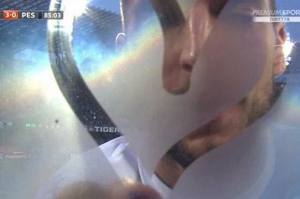 Αυτός είναι ο πιο ερωτικός πανηγυρισμός της χρονιάς!