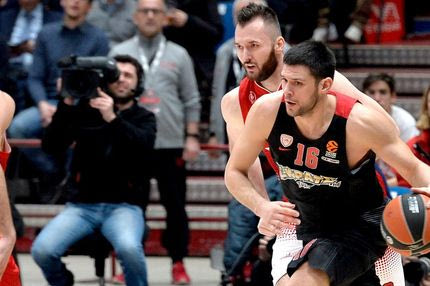 Η “απογείωση” του Παπανικολάου στο “Forum”!