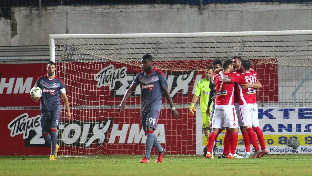 Ο σκληροτράχηλος Πλατανιάς “φρέναρε” το σερί του Ολυμπιακού