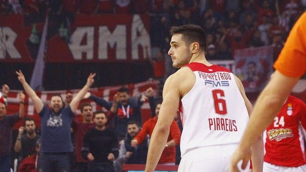 Ποστάρισμα με νόημα από Παπαπέτρου μετά το χαμένο ντέρμπι