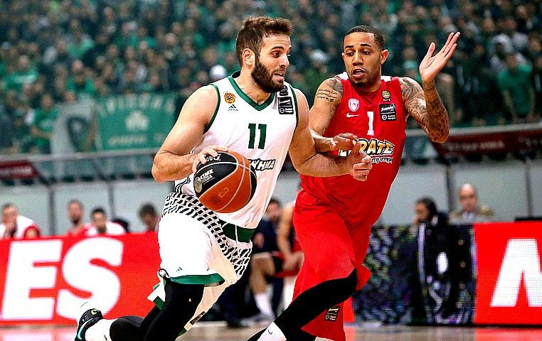 Ολοι χαρούμενοι!