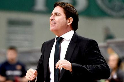 Ο Πασκουάλ έδωσε τα εύσημα και στον… φυσικοθεραπευτή