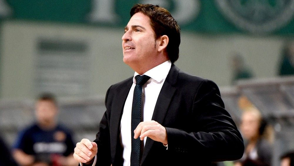 Ο Πασκουάλ έδωσε τα εύσημα και στον… φυσικοθεραπευτή