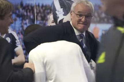 “Τρελάθηκε” ο Ρανιέρι: Έκανε κεφαλοκλείδωμα στον Καντέ