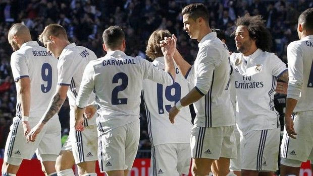 Πρώτα απονομή, μετά πεντάρα και ρεκόρ για την Ρεάλ