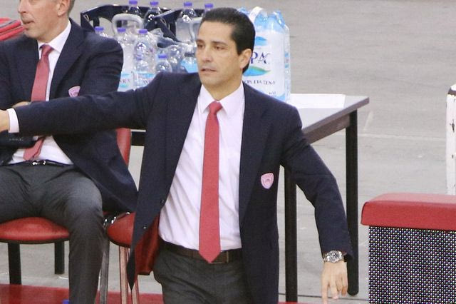 Σφαιρόπουλος: “Δεν μπορούμε να καταλάβουμε τι γίνεται όταν παίζουμε με τον Παναθηναϊκό”