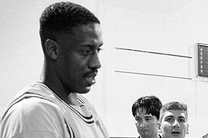 Νεκρός ο Τσαρλς Σάκλεφορντ