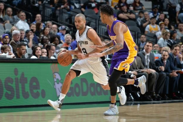 Διέλυσαν με 40άρα τους Λέικερς οι Σπερς!