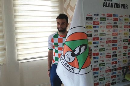 Υπέγραψε στην Αλάνιασπορ ο Τζαβέλλας
