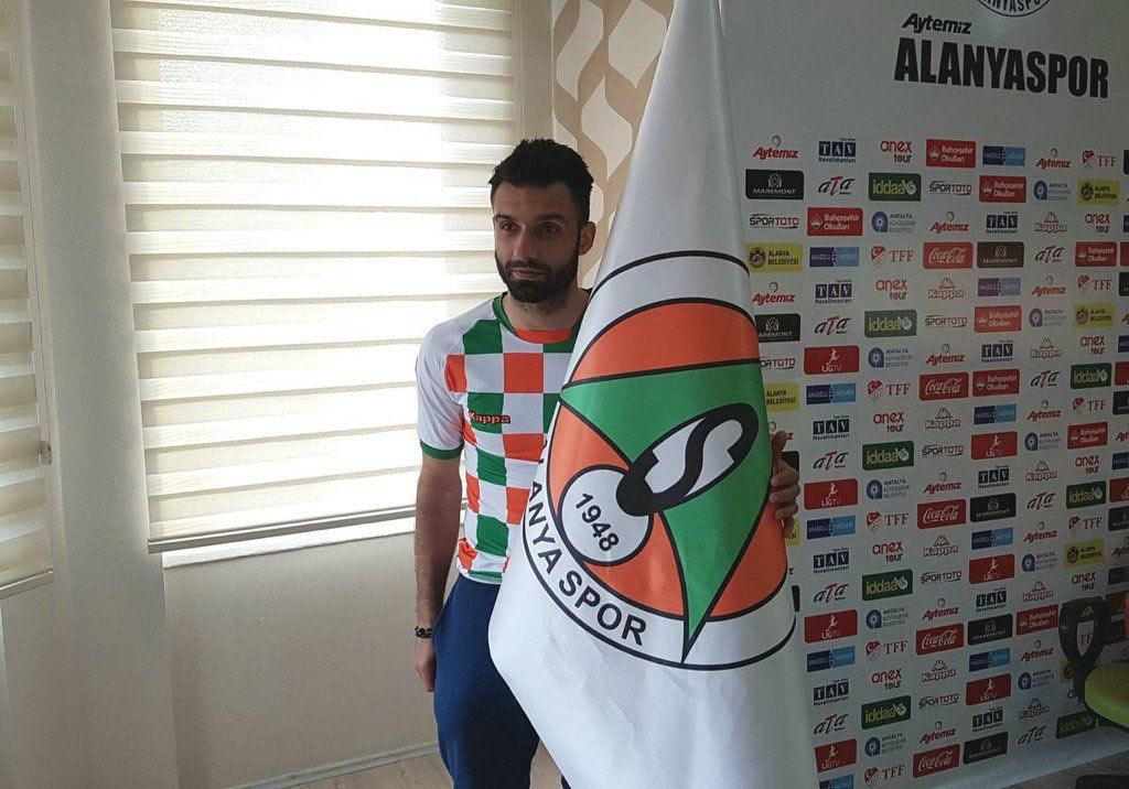 Υπέγραψε στην Αλάνιασπορ ο Τζαβέλλας