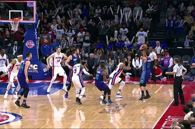 Παραλίγο το buzzer beater της σεζόν ο Belinelli