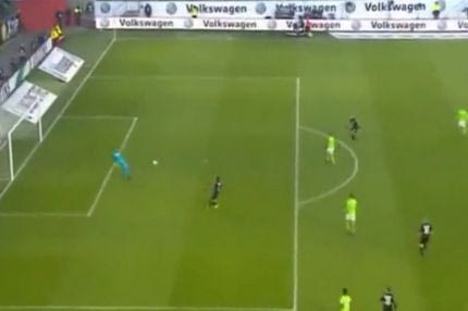 Ο ένας έκανε γκάφα και ο άλλος σημάδεψε το δοκάρι!